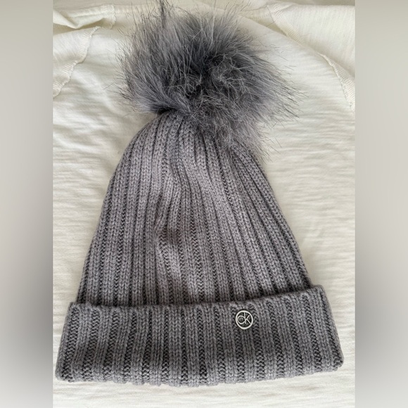 CALVIN KLEIN BEANIE TOQUE WOMEN’S ONE SIZE KNIT ACRYLIC BLEND LINED POM - Picture 4 of 8